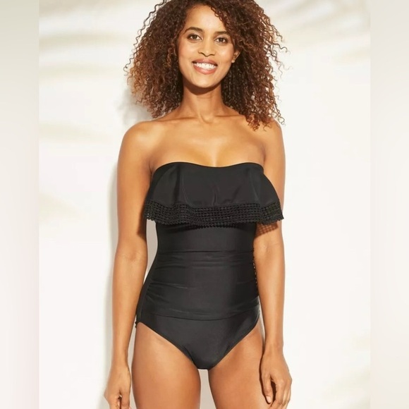 Kona Sol™ Other - Kona Sol Womens Crochet Flounce High Coverage One Piece Swimsuit Black size Med